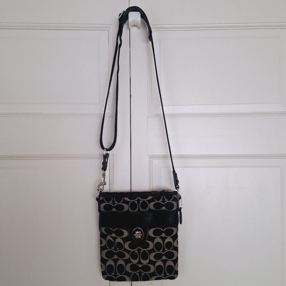 Coach black and gray crossbody bag - Picture 2 of 10